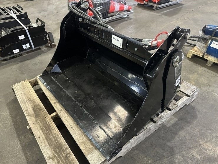 2025-giyi-gy-xkh39-39"-4-in-1-bucket-image-2