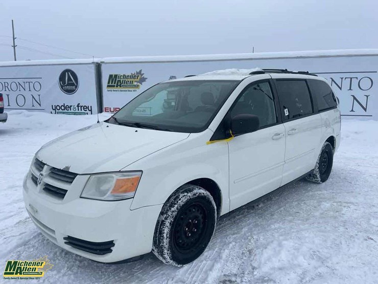 2009-dodge-grand-caravan-se-image-2