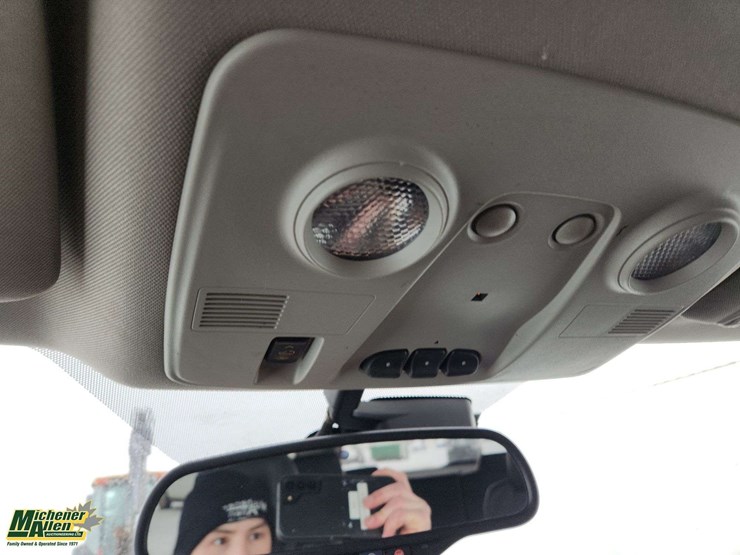 2015-gmc-acadia-image-22