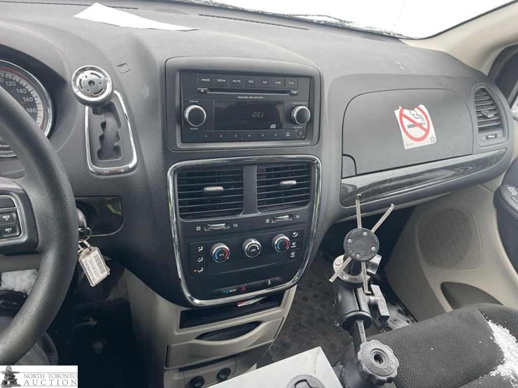 2015-ram-tradesman-image-13