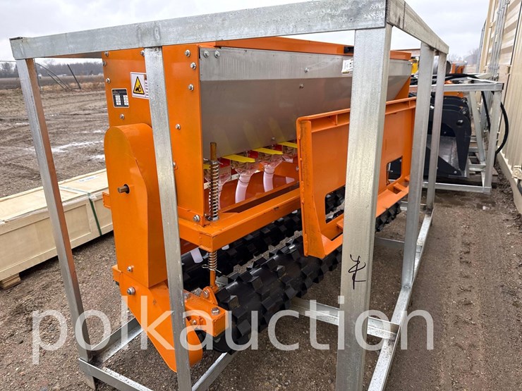 2787---no-till-65"-seed-drill-for-tractor-&-skid-steer-image-2