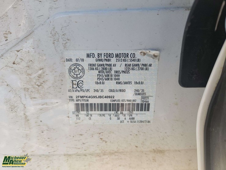 2018-ford-edge-image-36