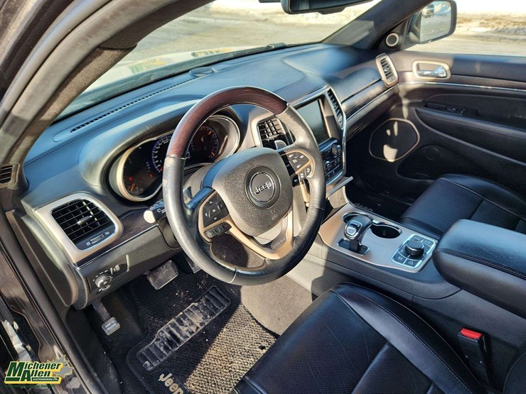 2014-jeep-grand-cherokee-image-16