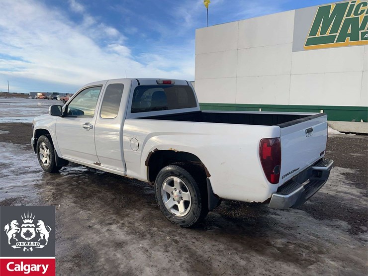 2011-gmc-canyon-sle-image-3