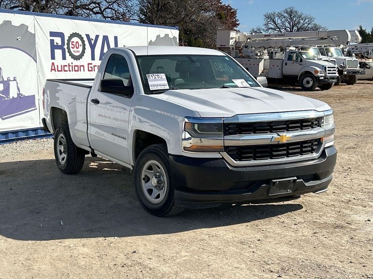 2016-chevrolet-silverado-1500-image-4