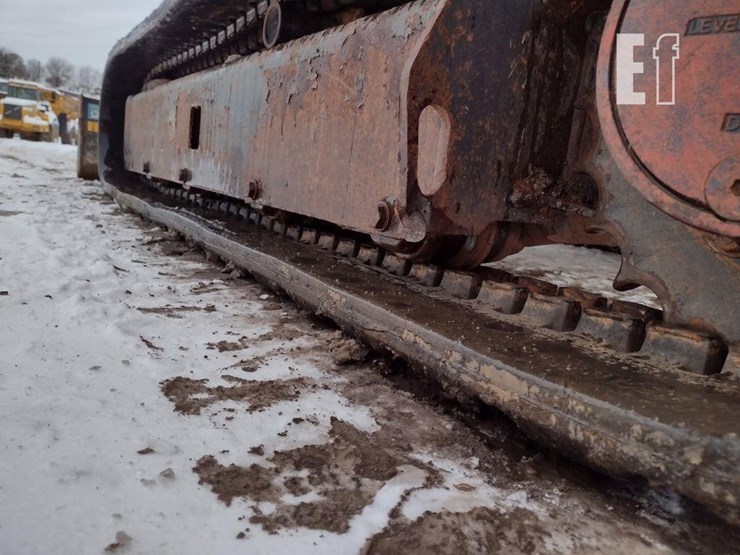 2016-deere-35g-image-30