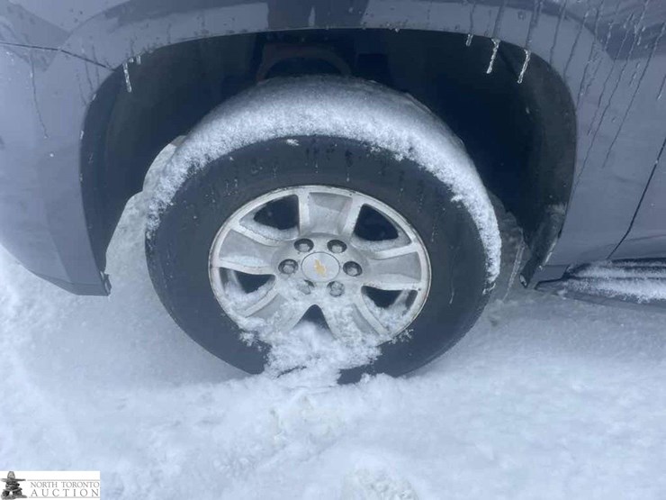 2018-chevrolet-tahoe-image-8