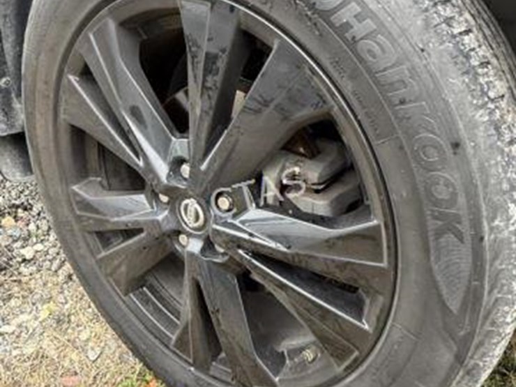 2017-nissan-pathfinder-image-3