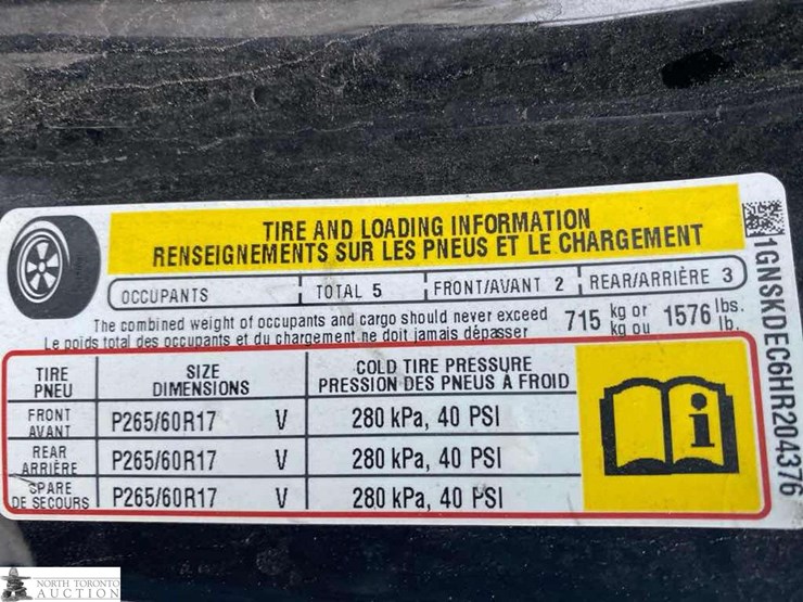 2017-chevrolet-tahoe-image-19