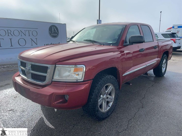 2008-dodge-dakota-image-1