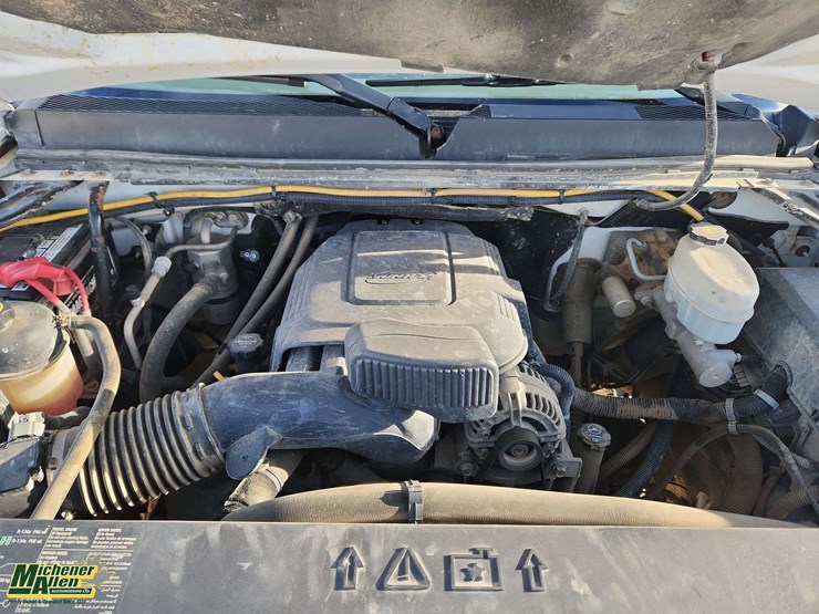 2013-gmc-sierra-2500hd-image-16