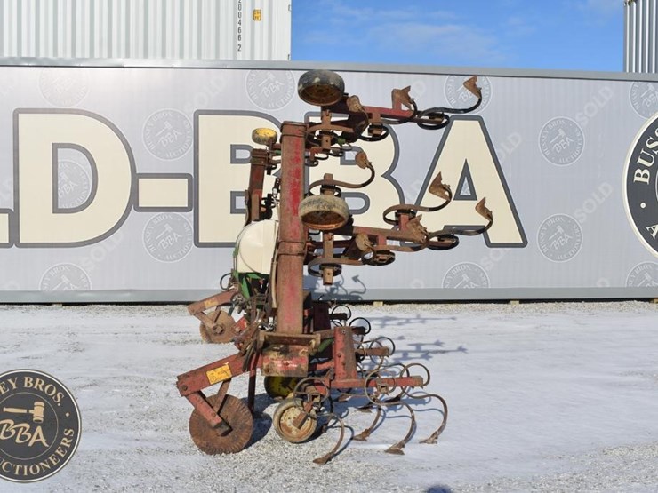 row-cultivator-38991-image-2