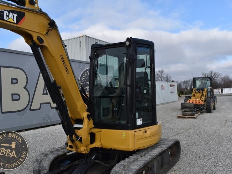2019-caterpillar-305.5e2-cr-image-12