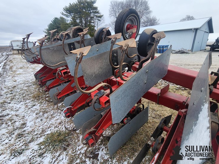 case-ih-183-image-14