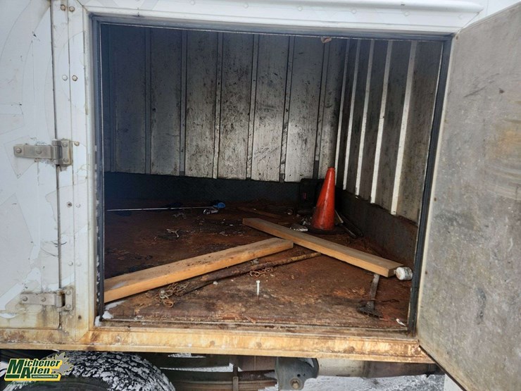 2014-ford-f350-image-24