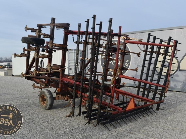 international-field-cultivator-38904-image-4