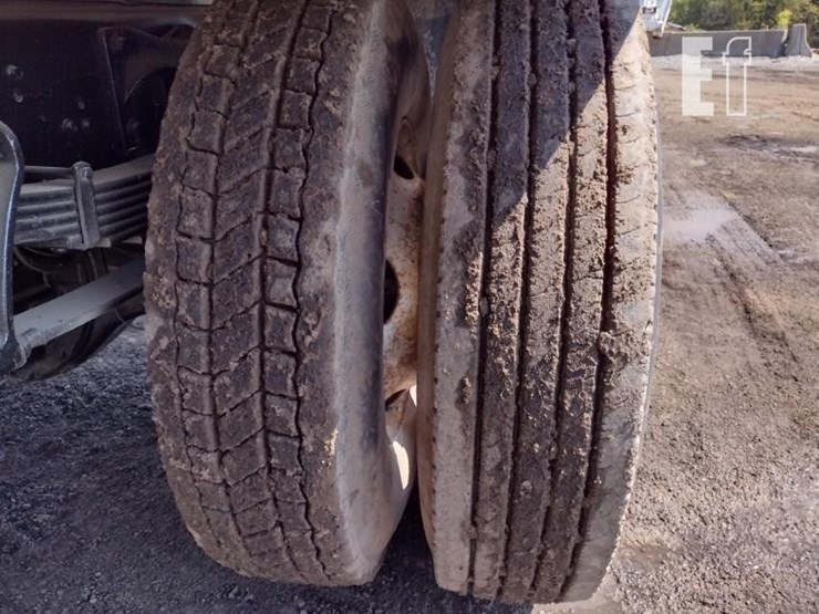 ford-f750-xl-image-27