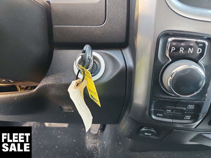 2023-ram-1500-classic-image-29