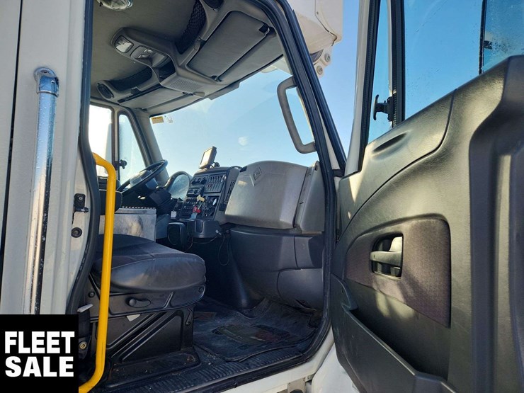 2012-international-workstar-7400-image-19