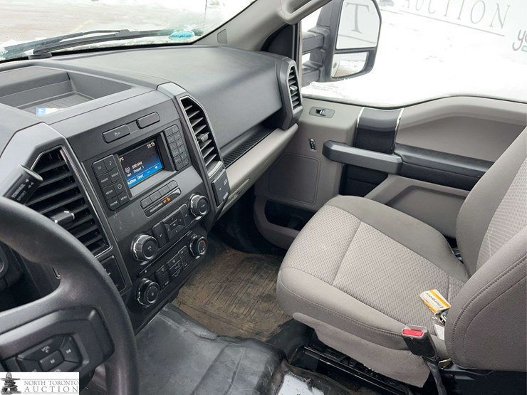 2017-ford-6.5-ft-image-12