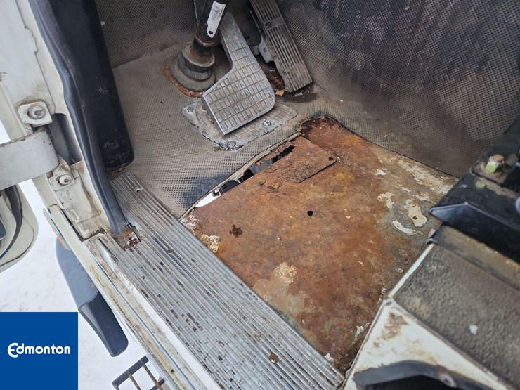 2010-autocar-xpeditor-image-45