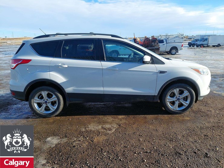 2013-ford-escape-se-image-8