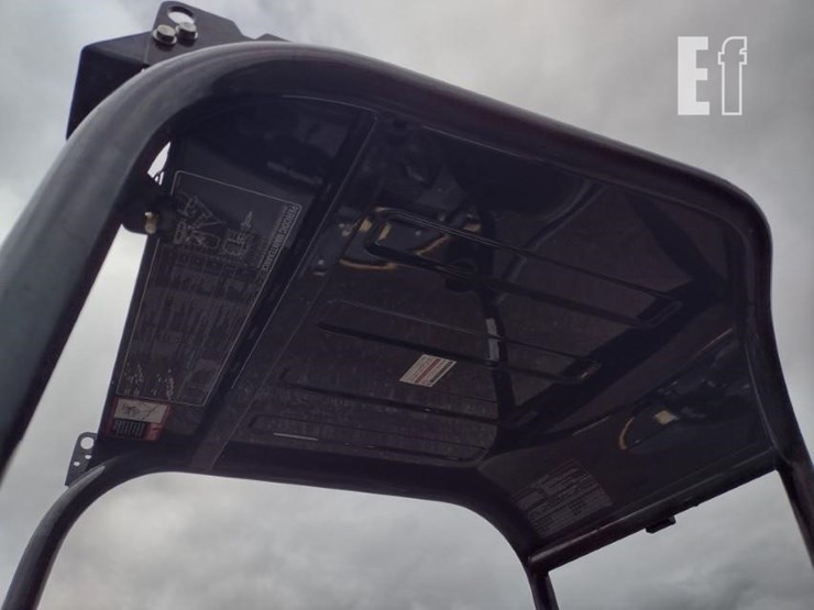 2022-deere-26g-image-13