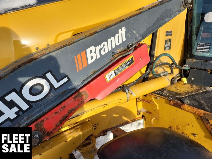 2015-deere-410l-image-27