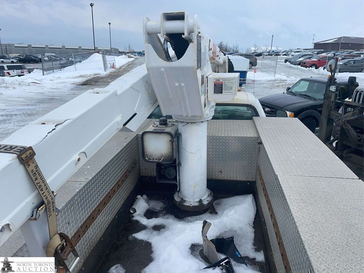 2006-ford-f550-image-26