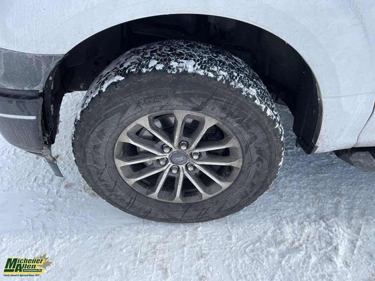 2018-ford-f150-image-32