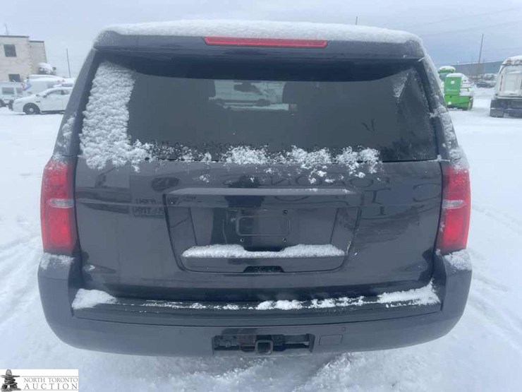 2018-chevrolet-tahoe-image-5