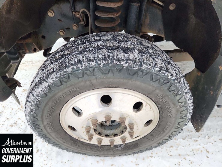 2012-ford-f550-image-10