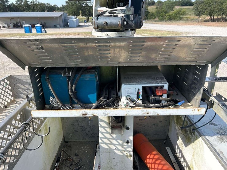 2014-dodge-ram-4500-image-22