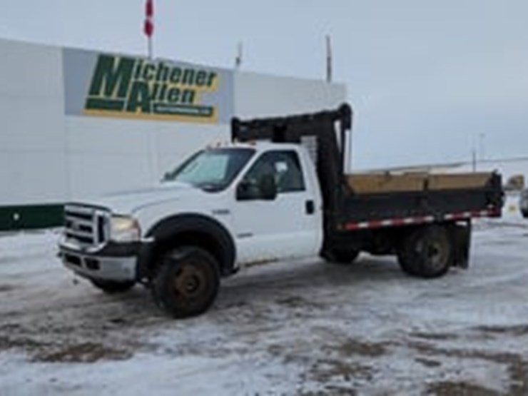 2005-ford-f550-image-5