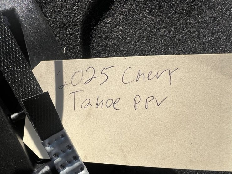 chevrolet-tahoe-image-4