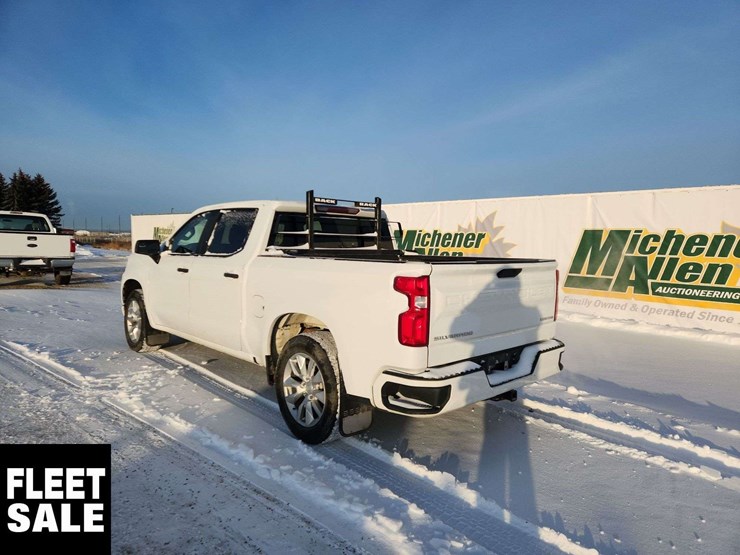 2019-chevrolet-silverado-1500-image-3
