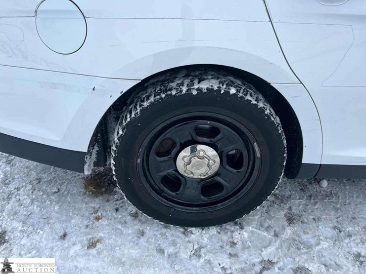 2013-ford-taurus-police-inte-image-37