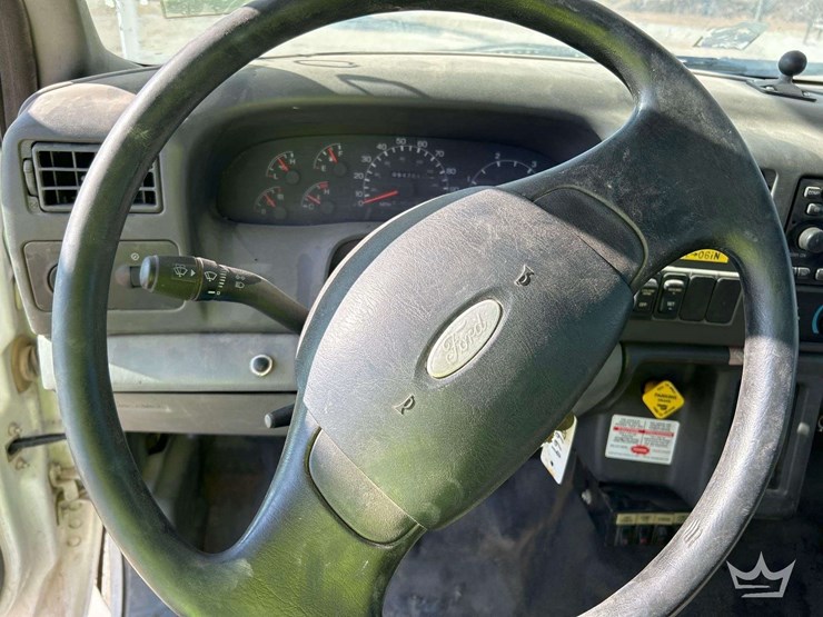 2007-ford-f750-image-13