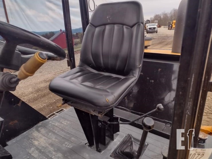 2005-jcb-930-image-11