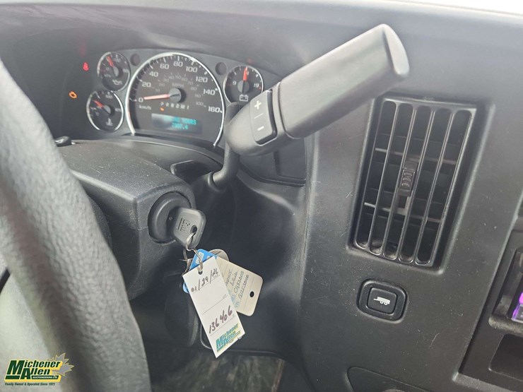 2016-chevrolet-express-s/a-ambulance-image-24