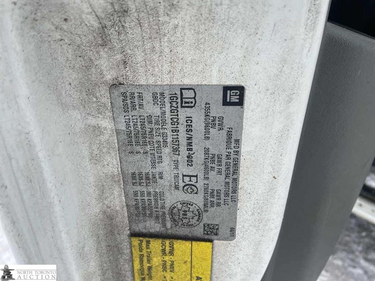 2011-chevrolet-express-g3500-image-15