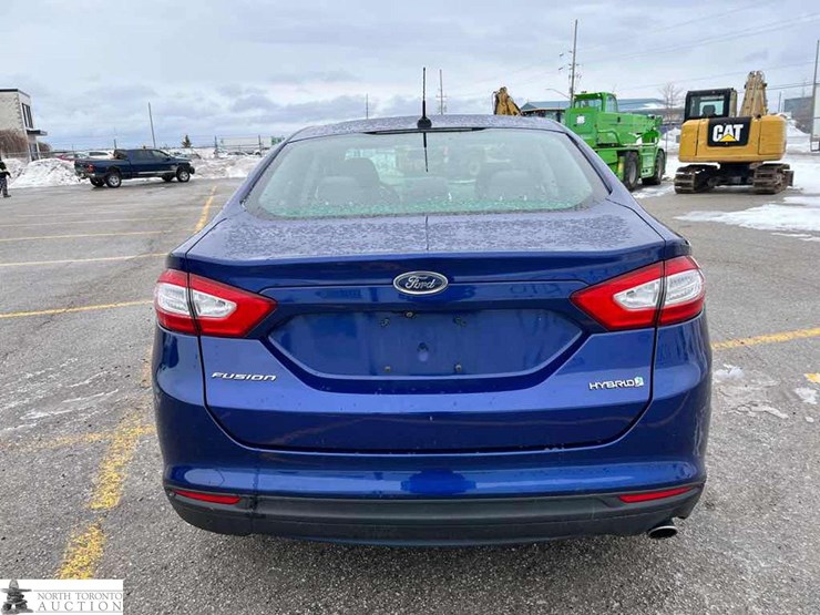 2015-ford-fusion-s-hybrid-image-5