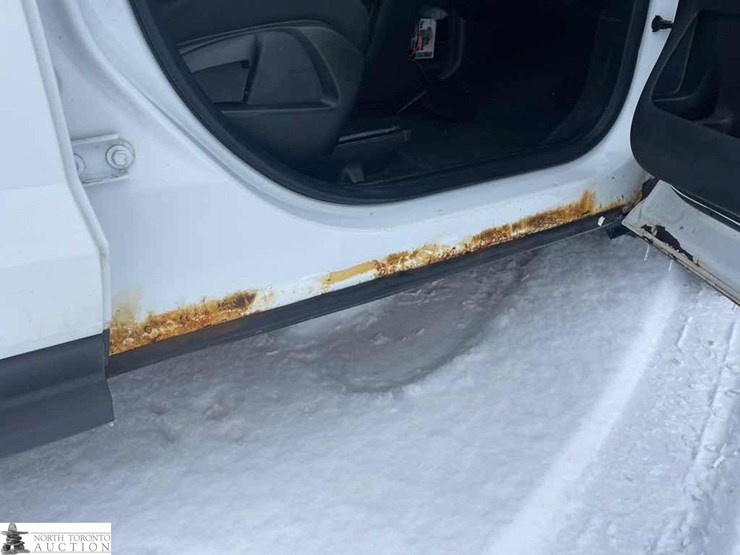 2015-chevrolet-equinox-ls-image-17