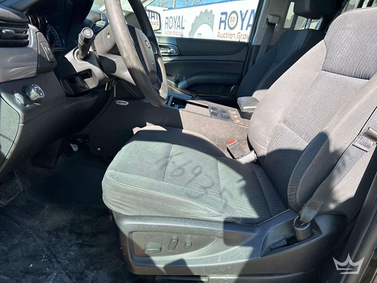 2019-chevrolet-tahoe-image-13