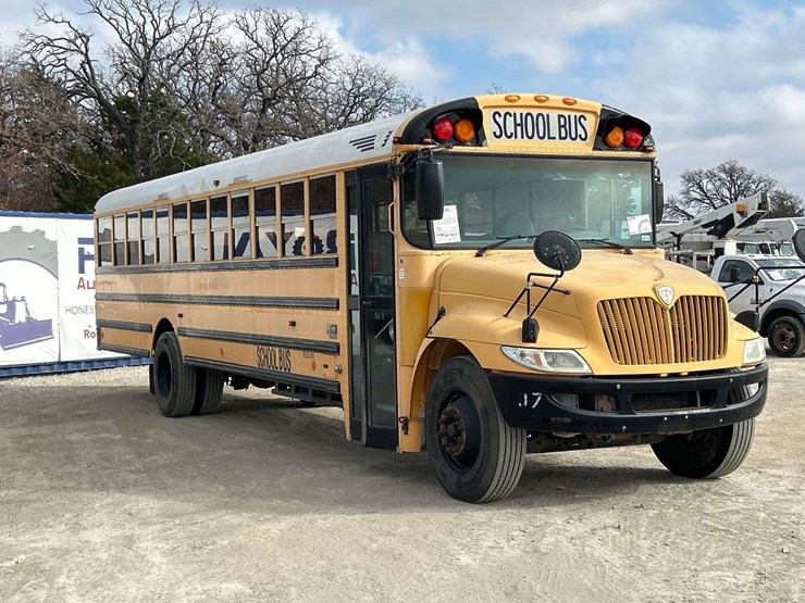 2009-ic-corporation-pb105-school-bus-image-4