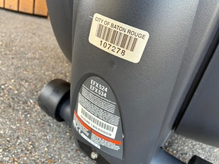 #201-•-precor-efx524-image-5