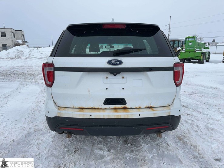 2016-ford-explorer-police-interceptor-image-6