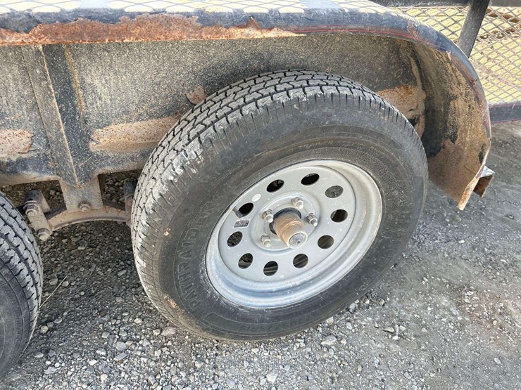 2014-parker-trailer-sales-trailer-image-16