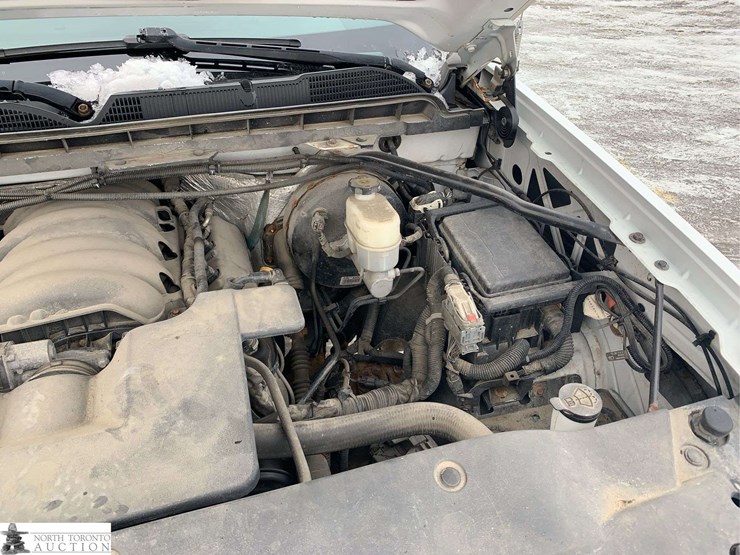 2018-chevrolet-silverado-1500-image-16