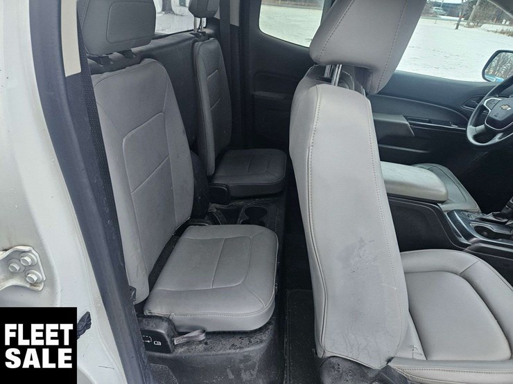 2018-chevrolet-colorado-image-15